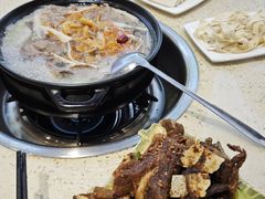 -九寨沟特色牦牛肉汤锅