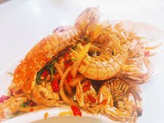 -覃记海鲜美食餐厅