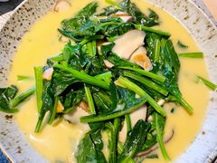 奶油菠菜-穹六人间 people 6(岳阳路店)