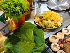 -马路牙子烧烤音乐酒馆(望京店)