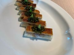 鱼子酱脆皮松板肉-解香楼(八盘岭路店)