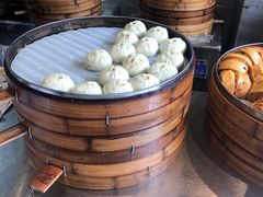 -李与白包子铺(桐梓林店)