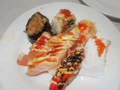 -金马门国际美食百汇(珞喻路店)