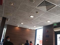 大堂-麦当劳(田林好又多店)