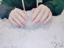 -UGIRL有个美甲