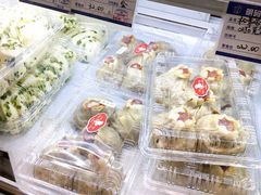 -白玉兰食品(中山公园龙之梦店)
