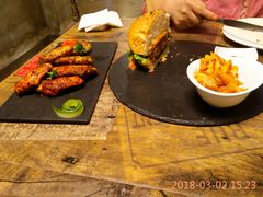 -HIGH FIVE哈福手工汉堡(桂林路店)