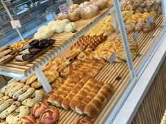 -焙丽拾光(麦凯乐直营店)