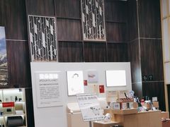 -深圳龙华大浪商业中心亚朵X酒店