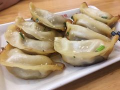 -小姜锅贴(凤凰街店)