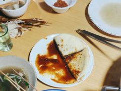 -大众跷脚牛肉馆·非遗传承单位(峨眉山店)