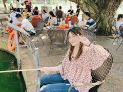 -侯臣咖啡文化村