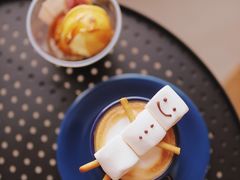-HUG·拥抱咖啡(郑州宝龙广场店)