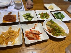 -紫霞门韩国料理烤肉(深南东路店)