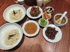 -裕兴记•蟹黄面馆(人民广场店)