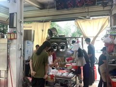 -后街女孩肠粉店