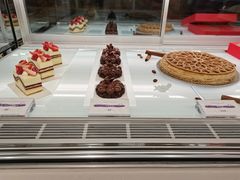 -潮一不贰·法式甜品·生日蛋糕·西式简餐(外滩店)