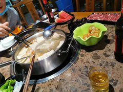 -悦牧·酸汤牛肉火锅(沃尔玛店)