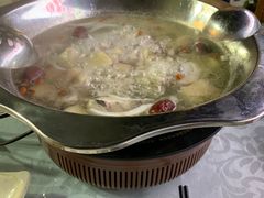 -范饭椰林川湘味海鲜·椰子鸡(三亚湾椰梦长廊店)
