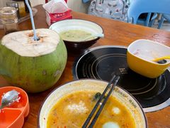 -老何家后安粉·糟粕醋海鲜火锅(三亚湾椰梦长廊店)