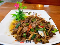 菌香牛柳-云隐小厨·传统大理美食(复兴路店)