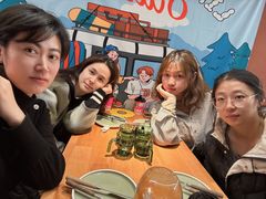 -Dragon Pizza•圆脸龙披萨·牛排餐厅