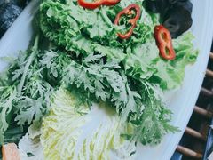-老牌坊云南鱼豆花火锅(哈西万达店)