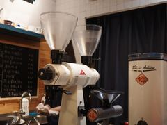 -Be Lived Cafe比例咖啡(摩天轮店)