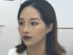 -首脑美容美发化妆美甲培训学校(龙岗校区)
