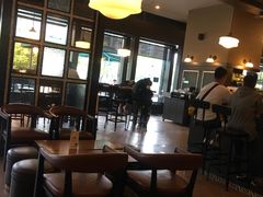大堂-星巴克(杭州银泰城西一店)