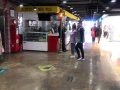 -第5大道精品休闲购物广场