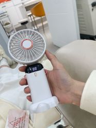 -手牵手美甲