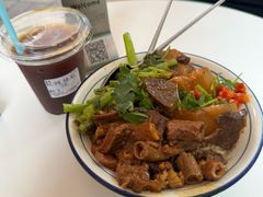 -CowCow其其·牛杂咖啡公司(六运店)