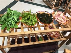 -阿婆情腊排骨火锅(金虹路店)