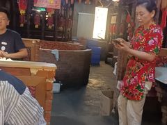 -鱼窝棚柴火铁锅炖(富山屯店)