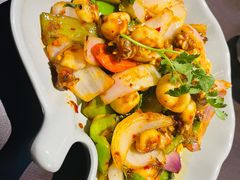 -大头虾越式风味餐厅(光明广场店)