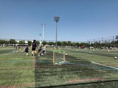 -Riverside河畔少儿足球培训(前滩店)