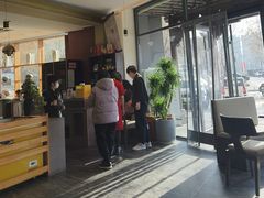 -高玛纳驴肉火烧(一世界店)