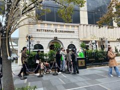 -BUTTERFUL&CREAMOROUS 黄油与面包(万象城店)