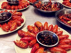 -巴厘龙虾·榜首油焖大虾(音乐学院·沿江酒馆店)