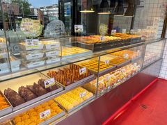 -鲍师傅糕点(青年汇店)