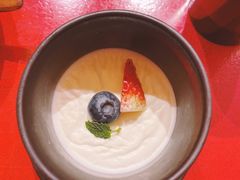牛奶布丁-鮨青(恒基名人购物中心店)
