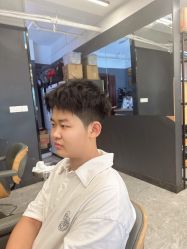 -藤野造型烫发染发