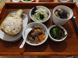 -杰爱月子护理中心