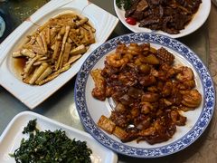 -金牌餐厅·天津菜·八珍豆腐·老爆三(瓷房子店)