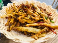 -江城燕子大排档(江汉路步行街店)