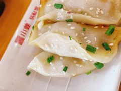 牛肉鍋貼-小姜锅贴(凤凰街店)