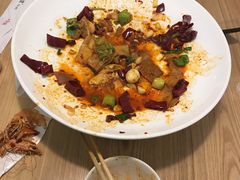 -拿渡·水煮鱼麻辣香锅(王府井奥莱·香江小镇店)