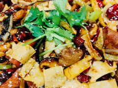 -多呗辣麻辣香锅(万达广场店)