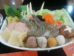 -呷哺呷哺(普陀乐购真北店)